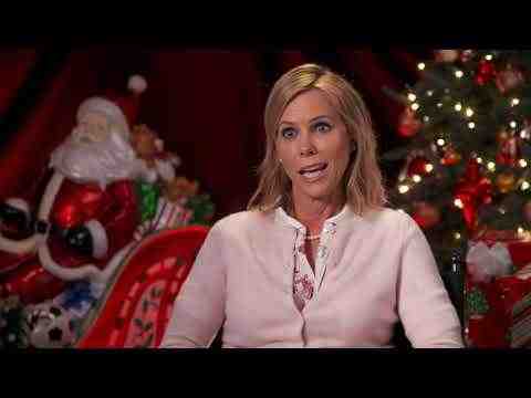 A Bad Moms Christmas - Cheryl Hines 