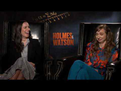 Holmes & Watson - Rebecca Hall & Lauren Lapkus Interviews