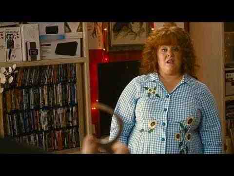 Identity Thief - Diana attacks Sandy in her house Clip