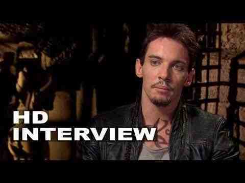 The Mortal Instruments: City of Bones - Jonathan Rhys Meyers Interview